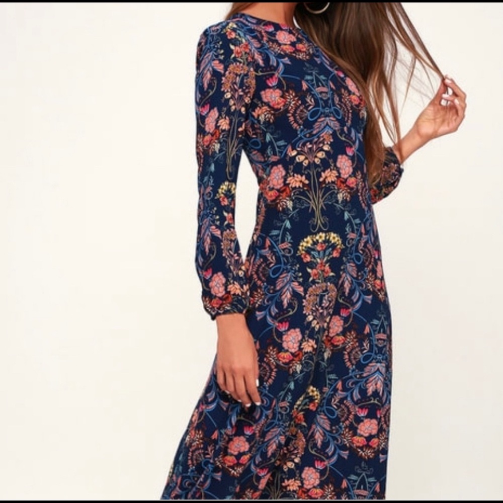 EUC Lulus Floral Midi Dress